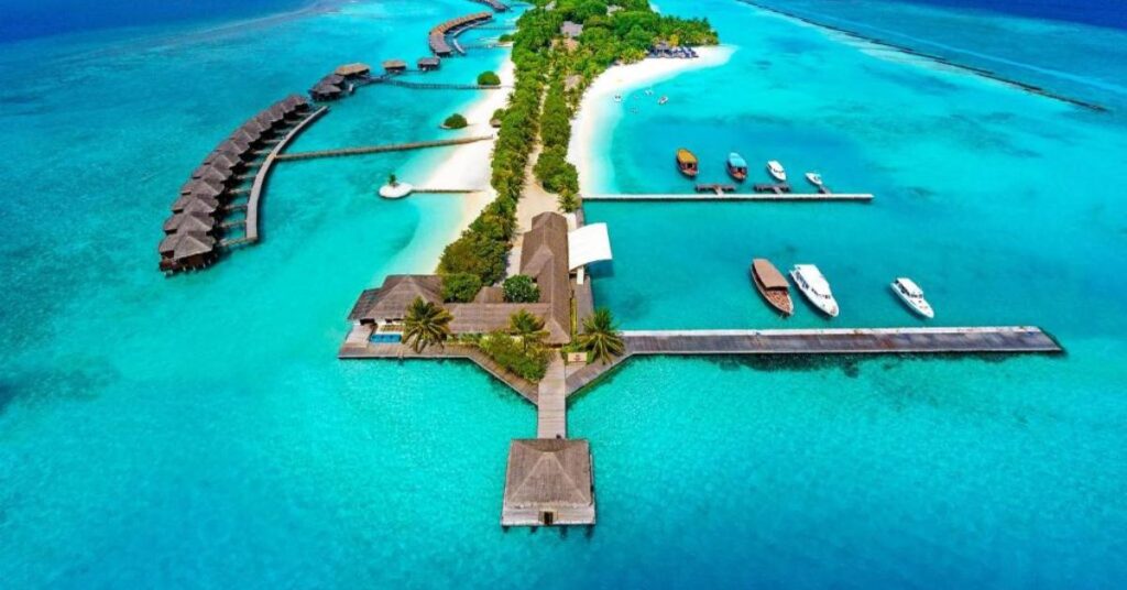 Sheraton Maldives Full Moon Resort and Spa