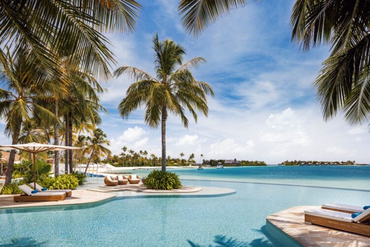Infinity pool with ocean views at one of the best hotels in Maldives
