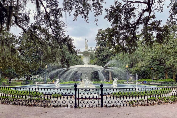 Forsyth Park fountain in Savannah during a peaceful ladies weekend getaway